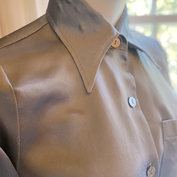 S SILVER GRAY SHINY BUTTON DOWN BLOUSE POCKET BUTTON CUFF ODDS AND EVENS - Picture 3 of 10